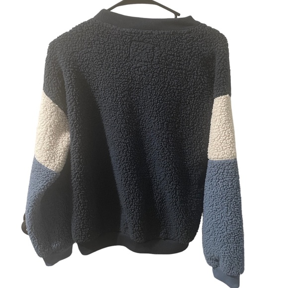 NWOT American Eagle Sherpa Sweater - Picture 4 of 4